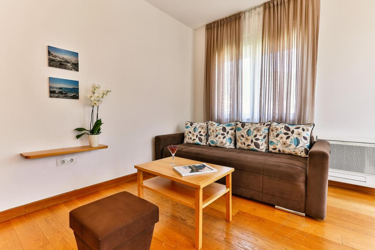 Montesun Apartments Будва Екстериор снимка