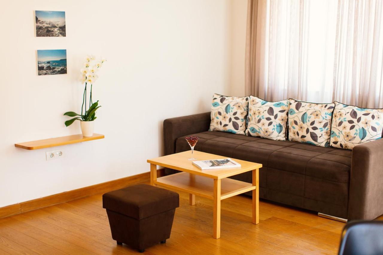 Montesun Apartments Будва Екстериор снимка