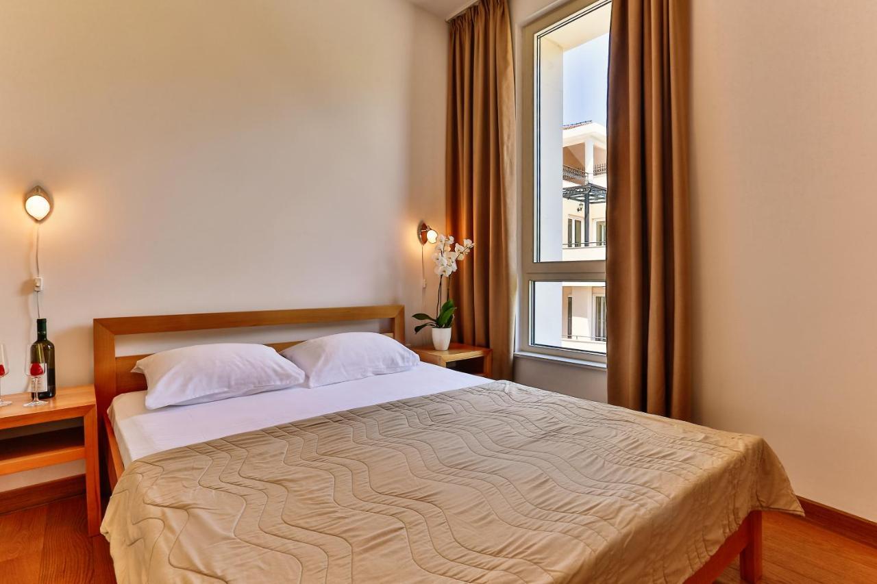 Montesun Apartments Будва Екстериор снимка