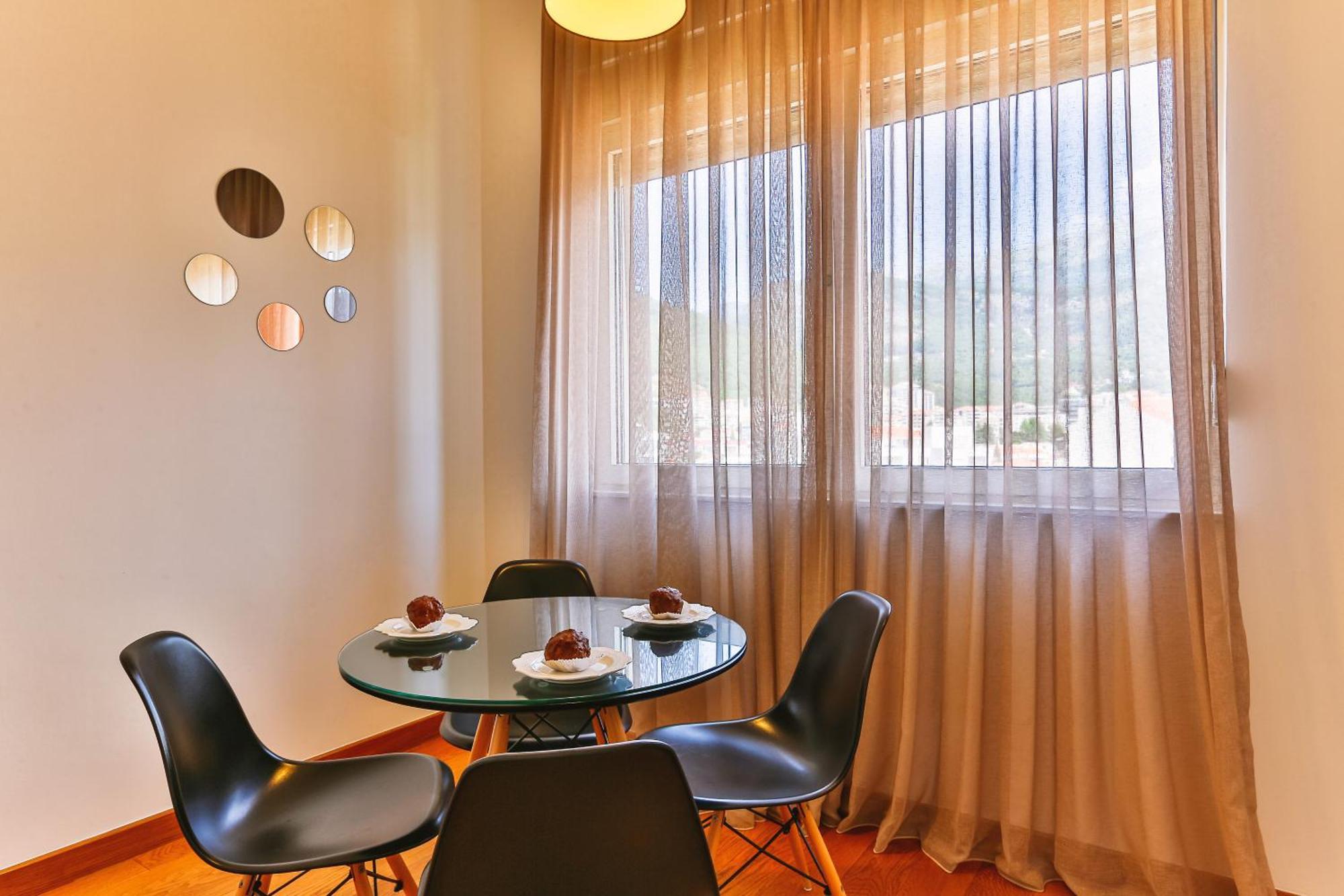 Montesun Apartments Будва Стая снимка