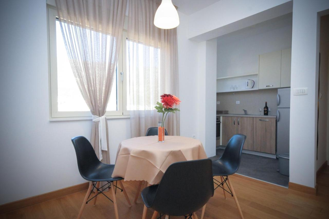 Montesun Apartments Будва Екстериор снимка